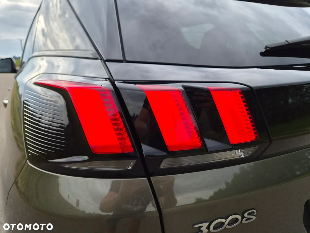 Peugeot 3008 HDi FAP 115 Allure - 27