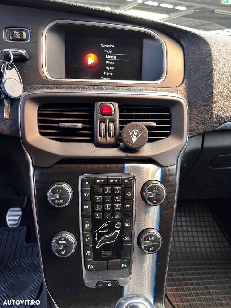Volvo V40 D2 Basic - 14