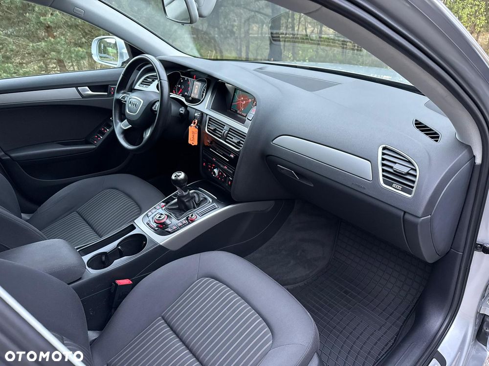 Audi A4 Avant 2.0 TDI DPF Ambiente - 14
