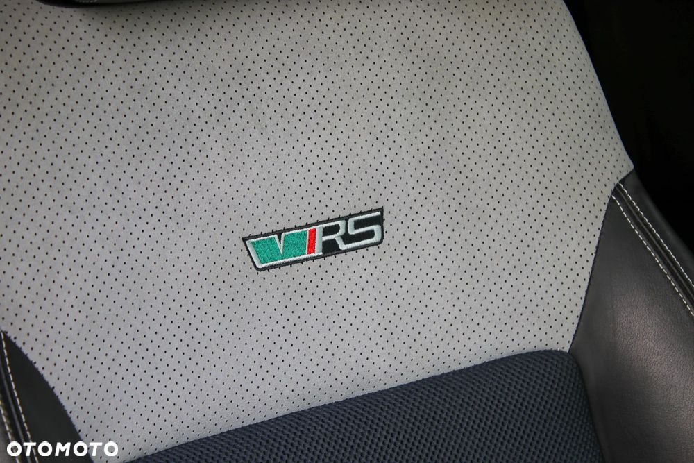 Skoda Octavia Combi 2.0 TDI CR DPF RS - 22