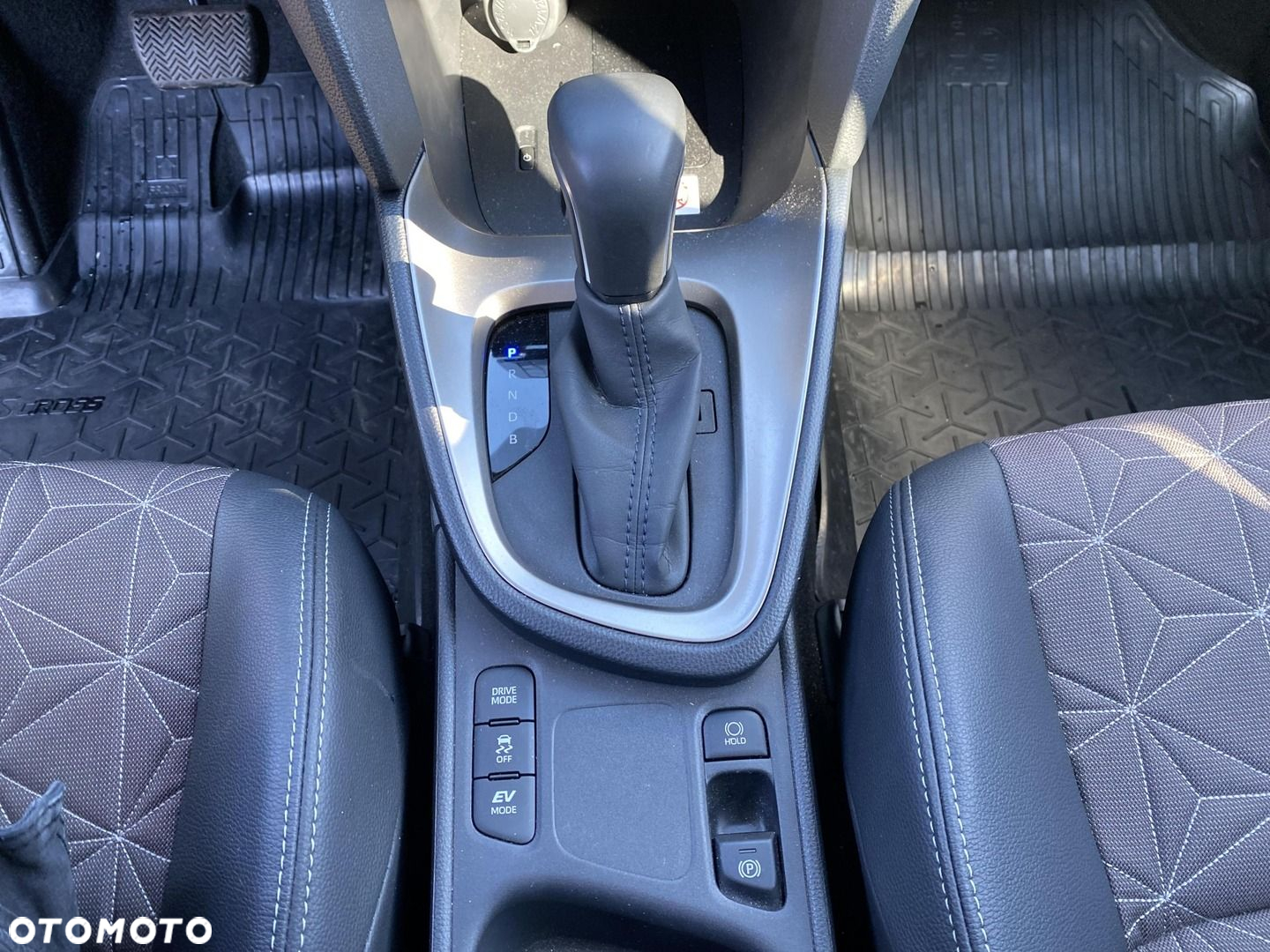 Toyota Yaris Cross - 23