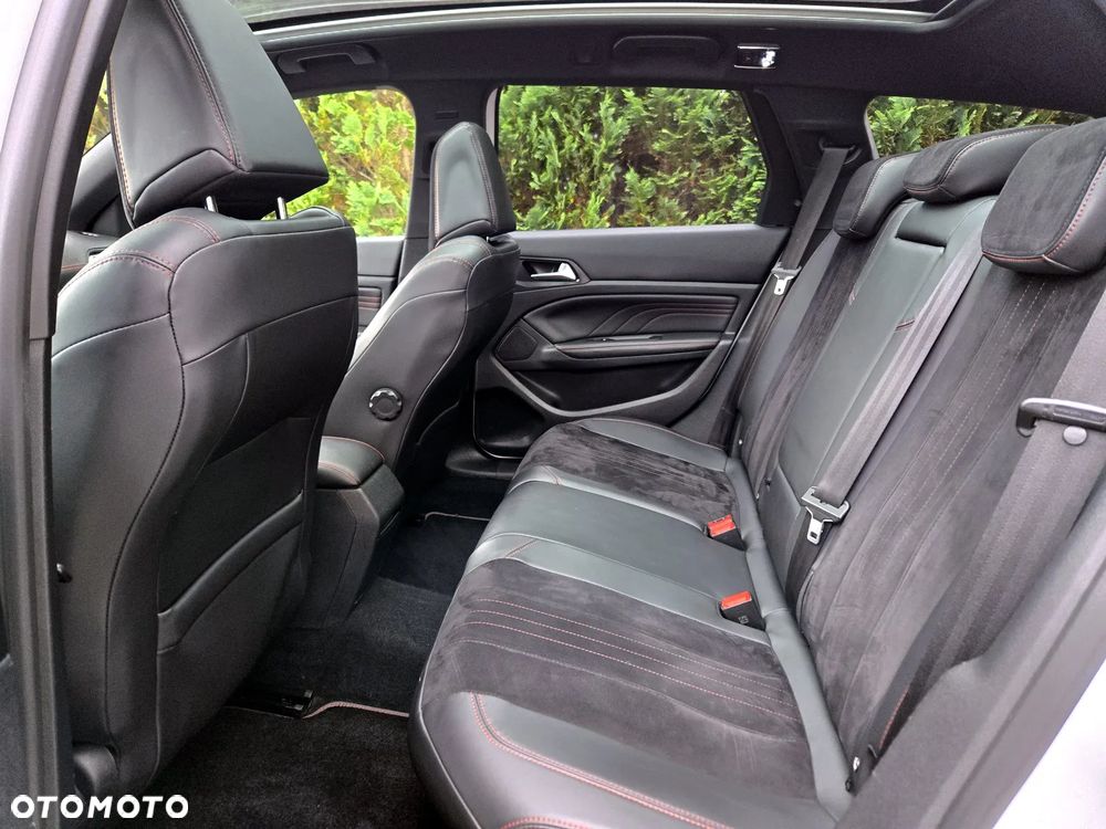 Peugeot 308 1.6 e-THP GT S&S - 10