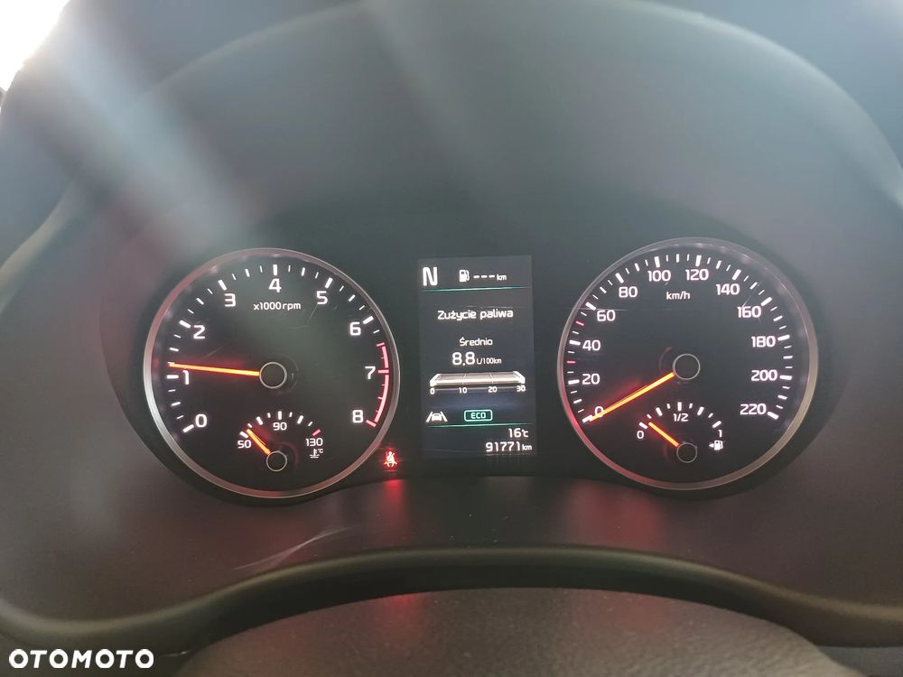 Kia Stonic 1.0 T-GDI MHEV L Business Line - 12