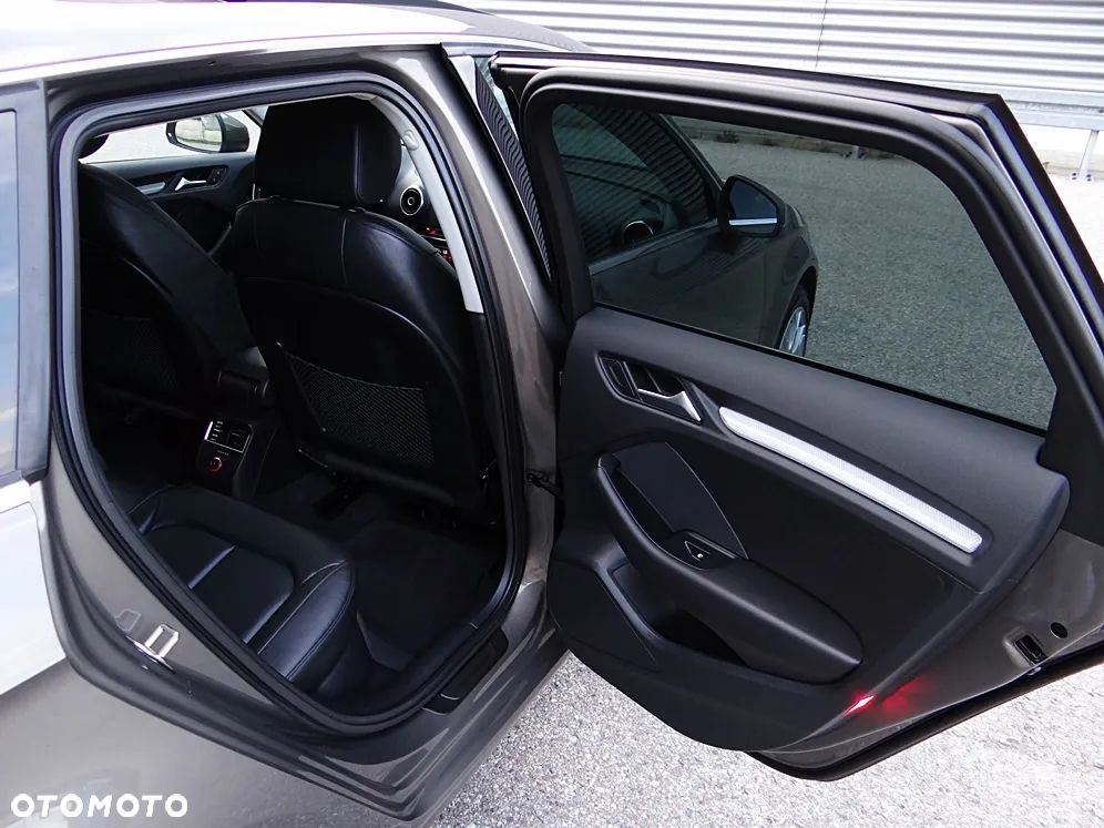 Audi A3 Sportback 1.8 TFSI S tronic Attraction - 39