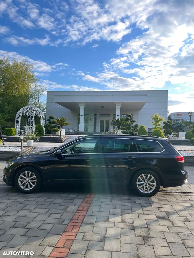 Volkswagen Passat Variant 2.0 TDI SCR DSG BlueMotion Comfortline - 20