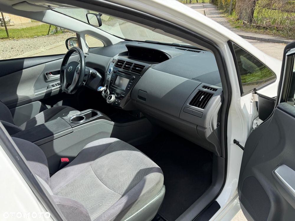 Toyota Prius+ (Hybrid) Executive - 18