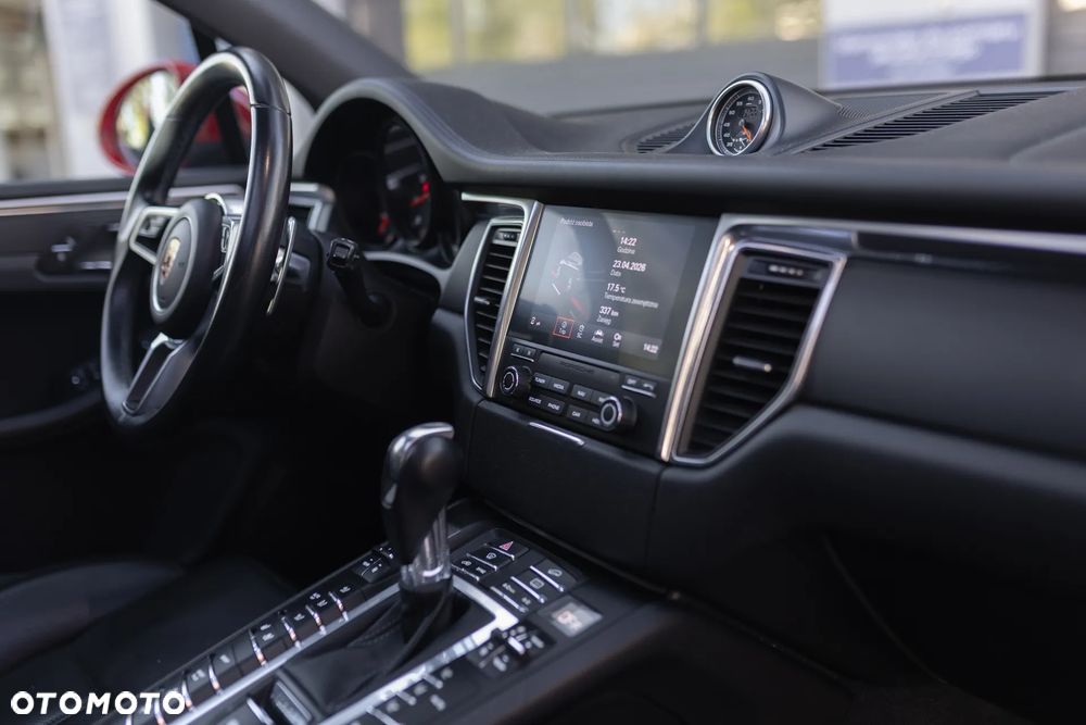 Porsche Macan Standard - 19