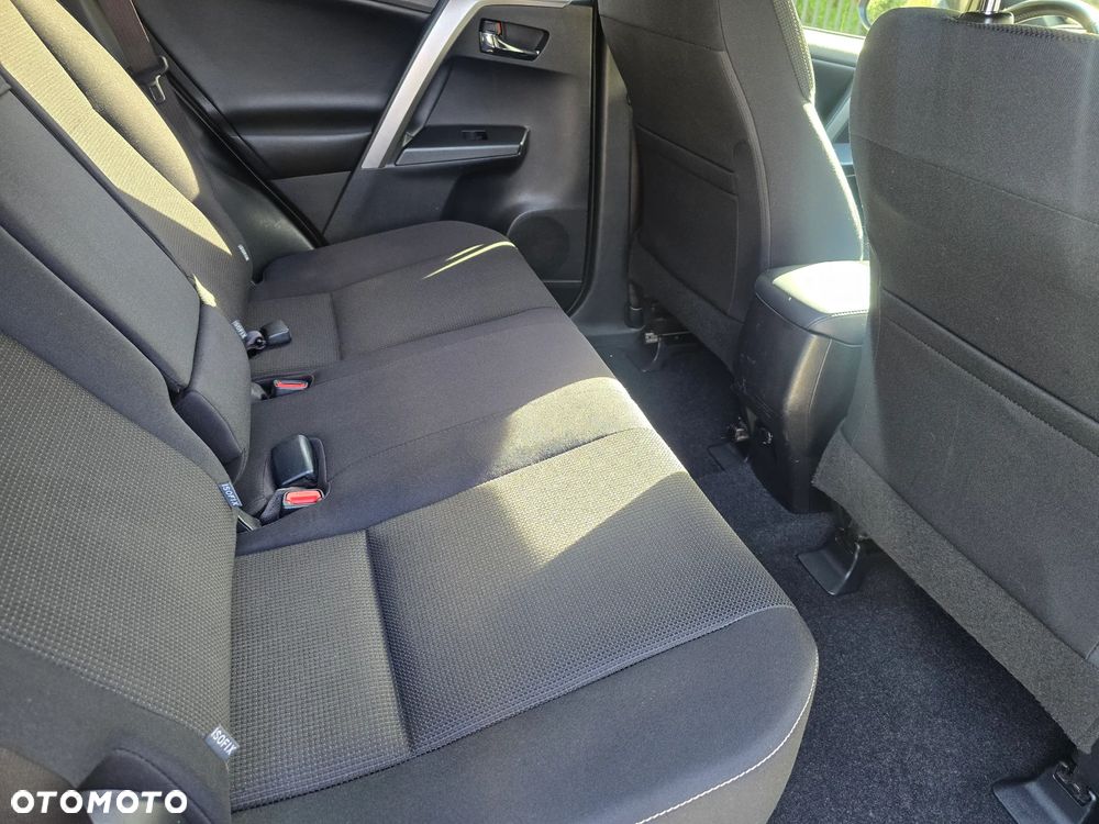Toyota RAV4 - 9