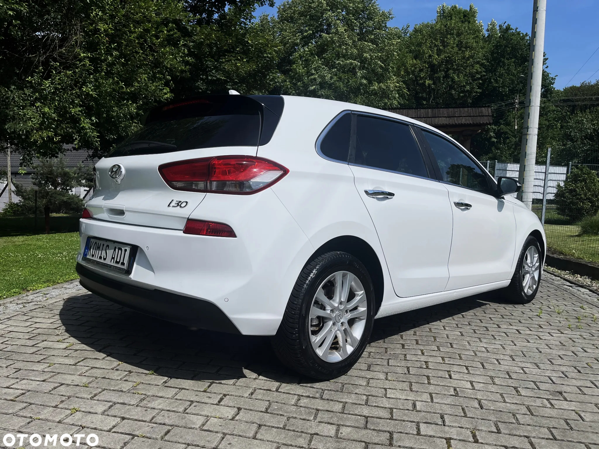 Hyundai i30 1.6 CRDi BlueDrive Premium - 8