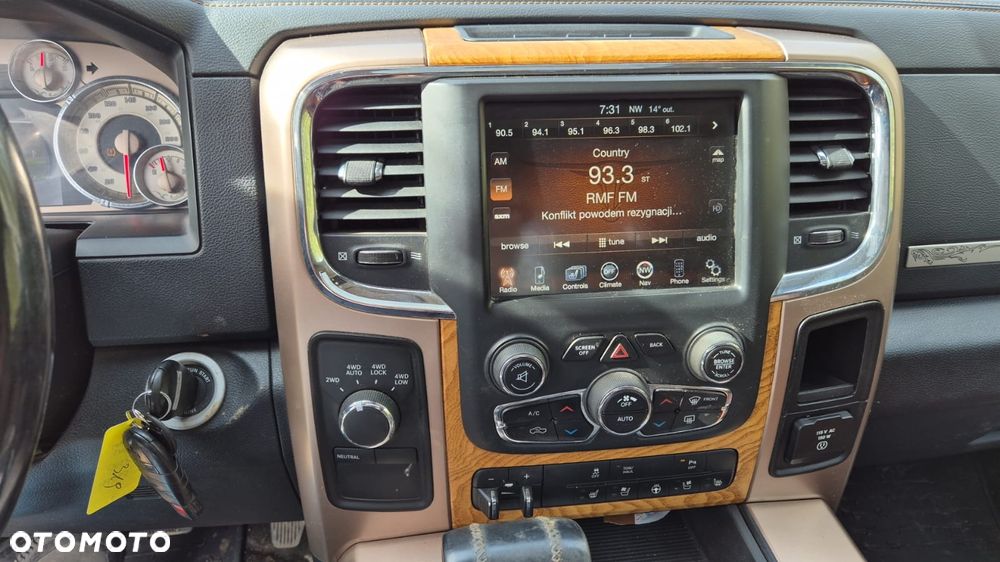 Dodge RAM 5.7 4x4 - 11