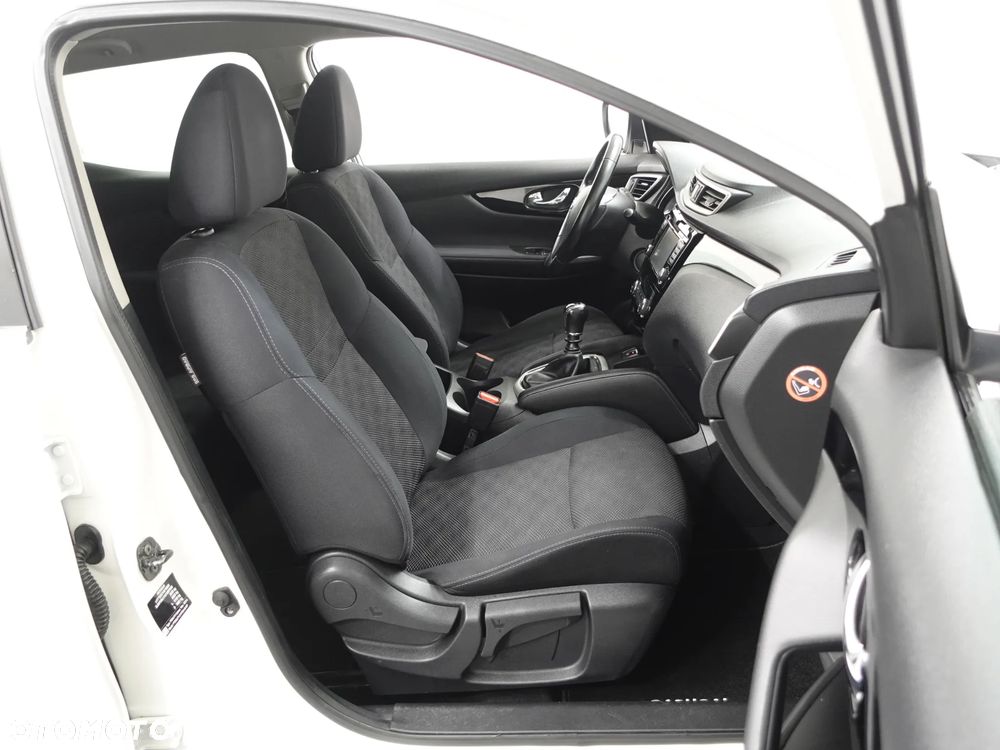Nissan Qashqai - 24