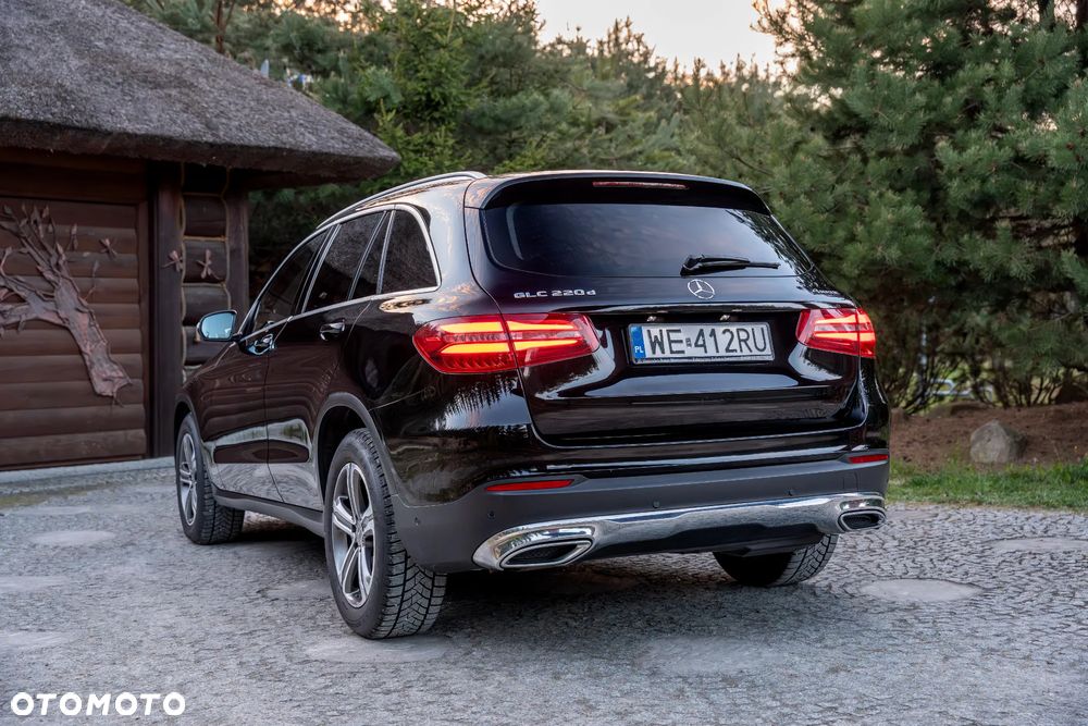 Mercedes-Benz GLC - 12