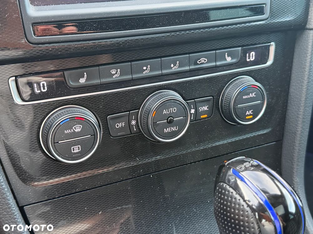 Volkswagen Golf - 17