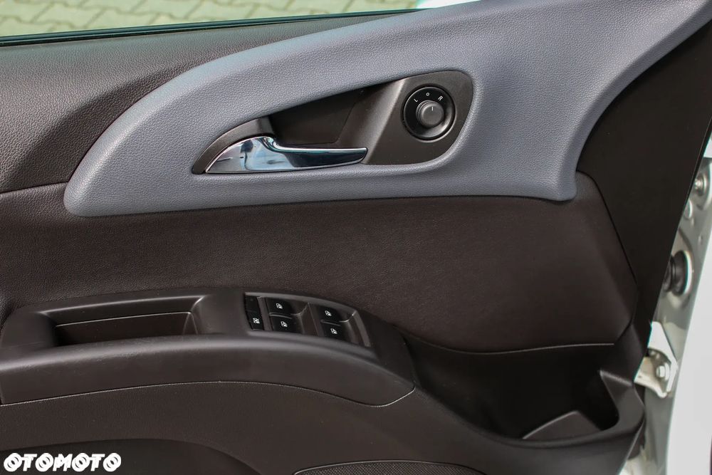 Opel Meriva 1.4 T Cosmo - 31