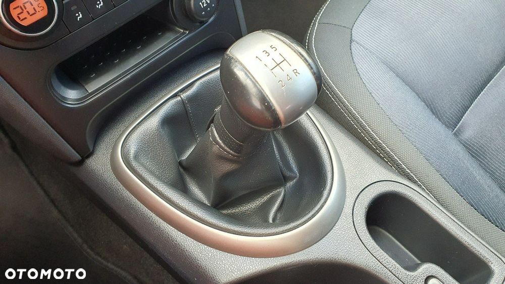 Nissan Qashqai 1.6 I-Way - 25