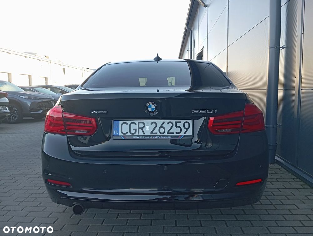 BMW Seria 3 320i Edition M Sport Shadow - 6