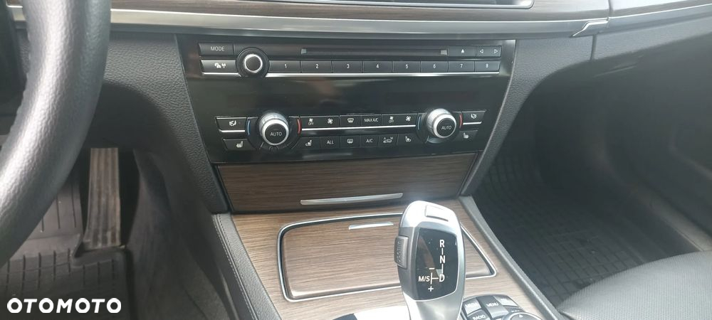 BMW Seria 7 730d - 34
