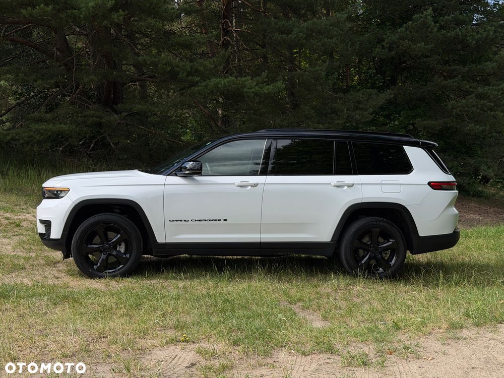 Jeep Grand Cherokee - 9