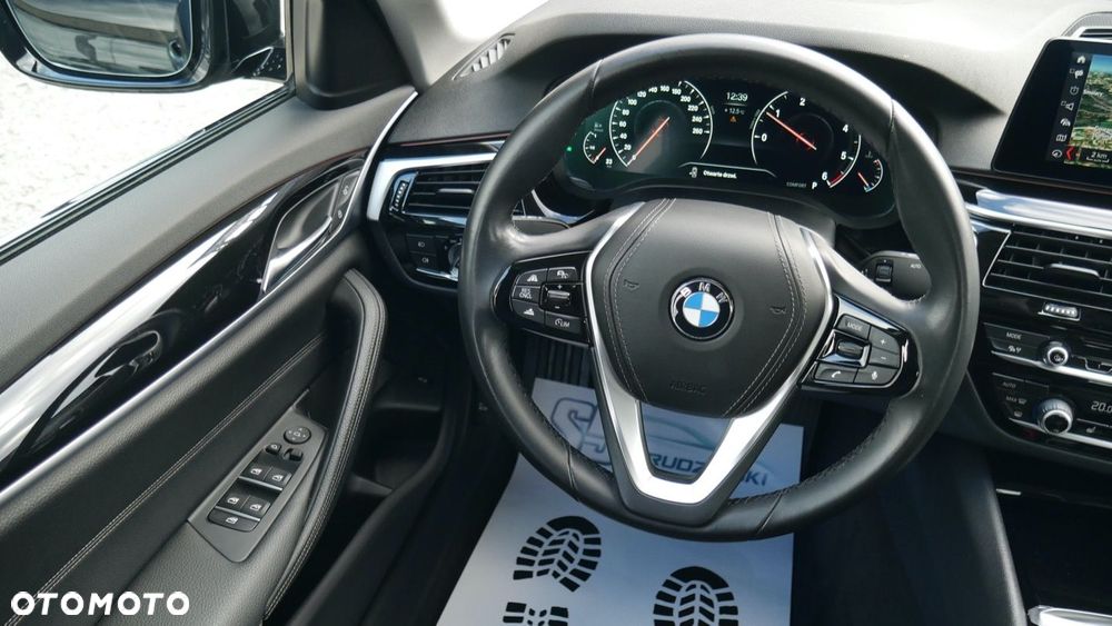 BMW Seria 5 - 22