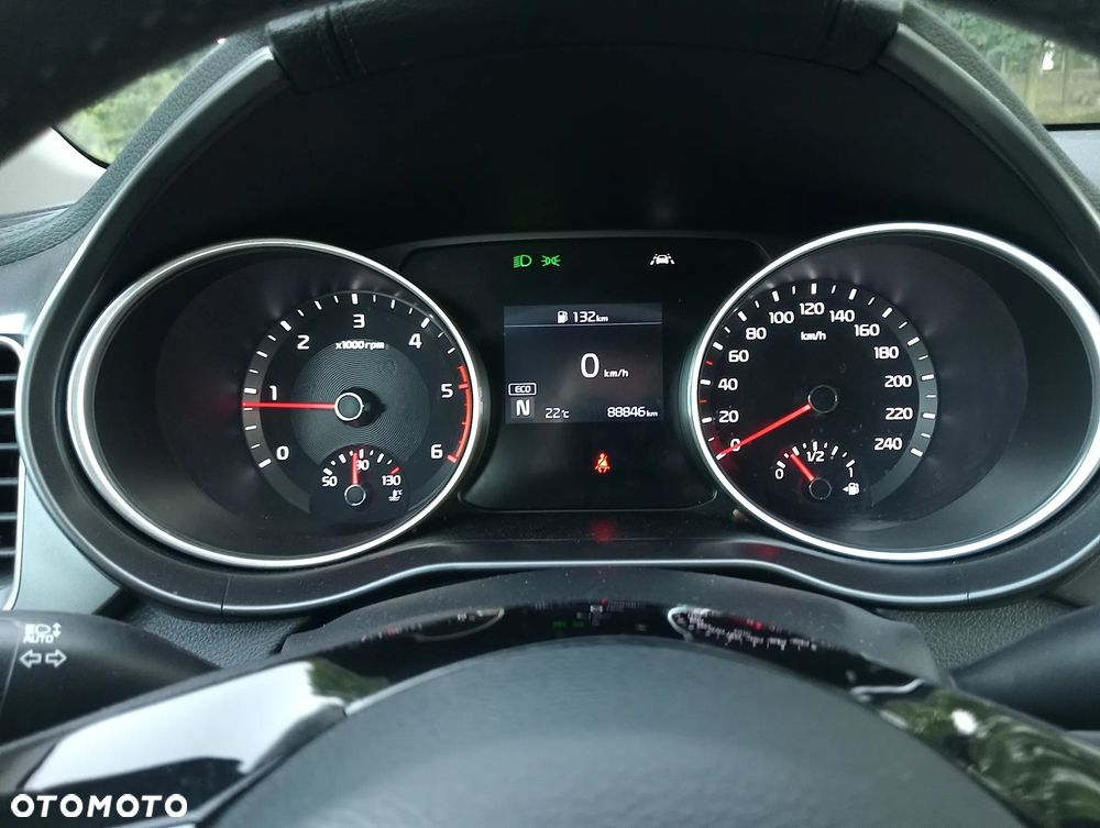 Kia Ceed 1.6 CRDi mHEV M - 24
