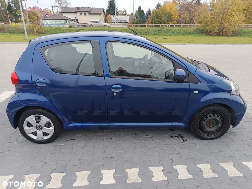Toyota Aygo - 4