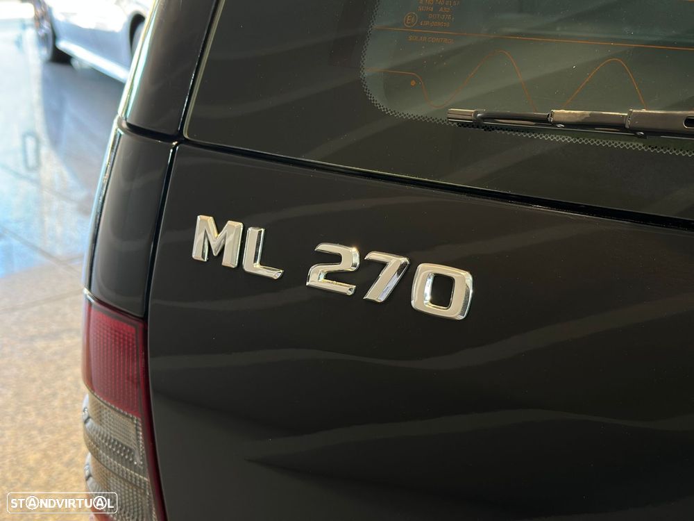 Mercedes-Benz ML 270 - 32