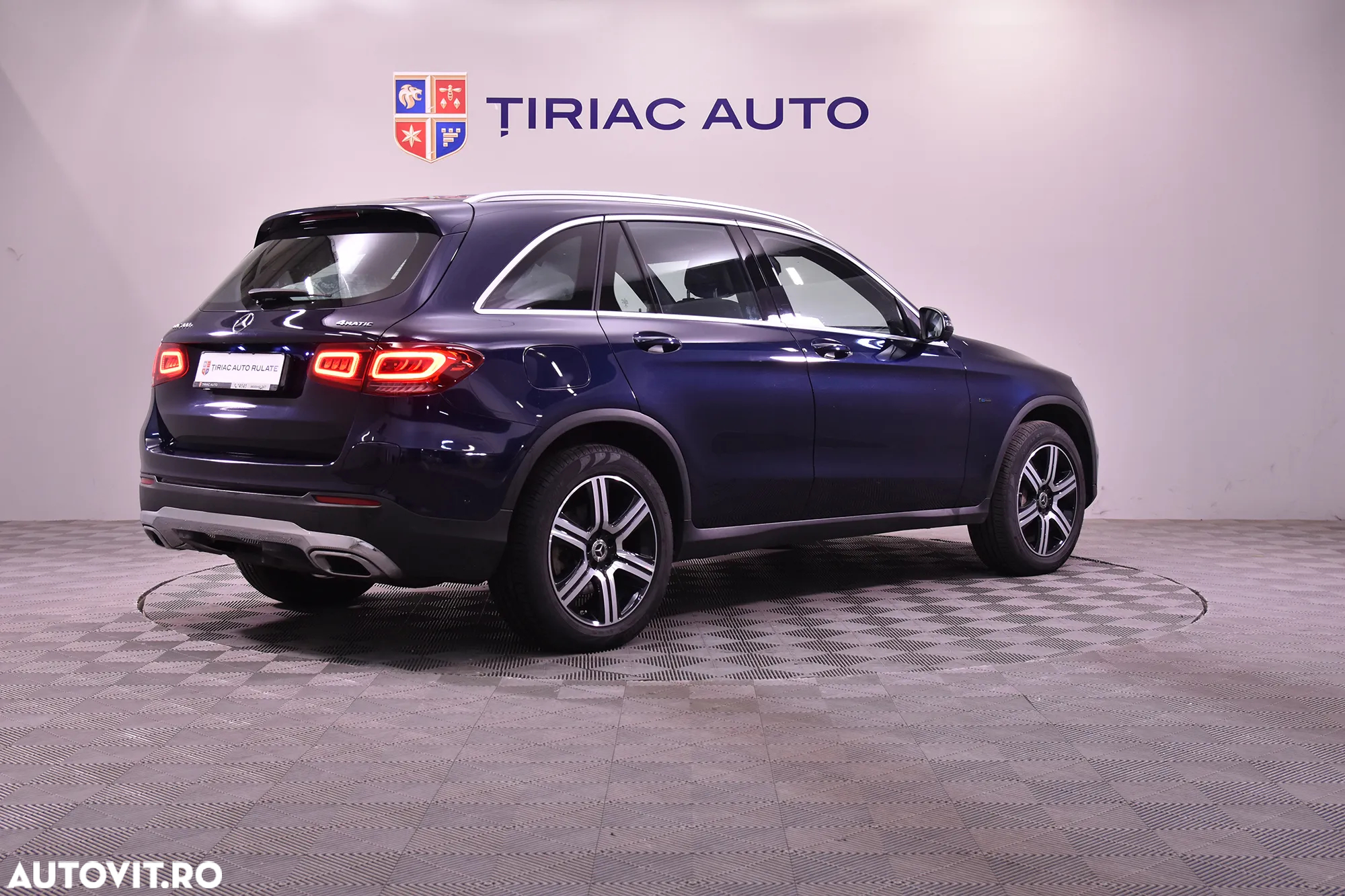 Mercedes-Benz GLC 300 e 4MATIC - 5