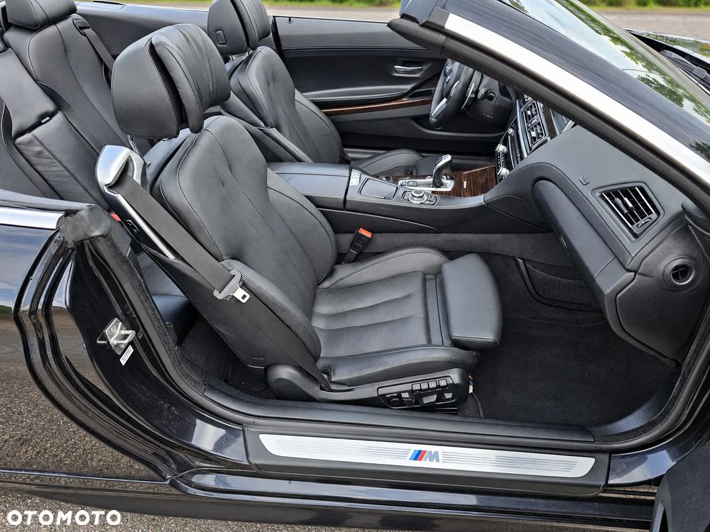 BMW Seria 6 650i - 13