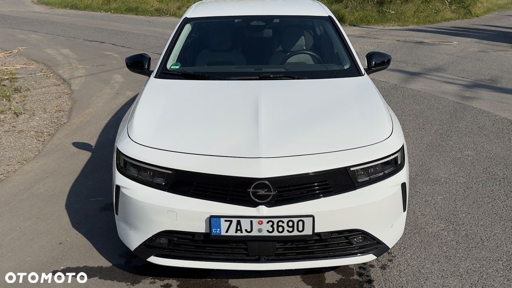 Opel Astra 1.5 D Automatik Edition - 3
