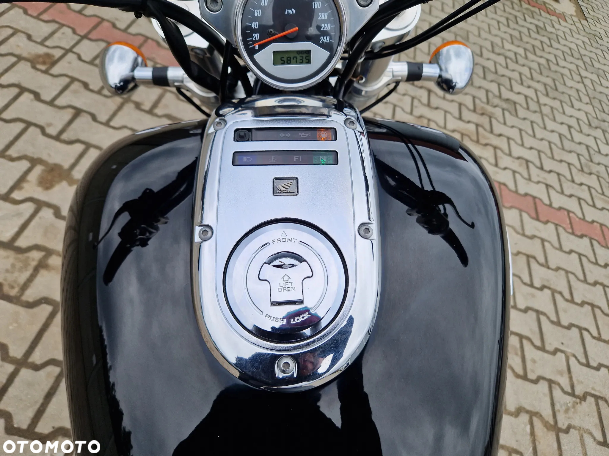 Honda VTX - 30