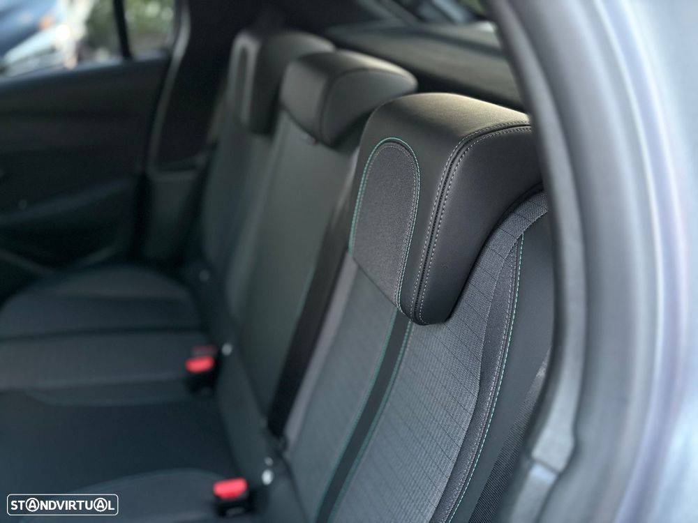 Peugeot e-208 50 kWh Allure Pack - 12