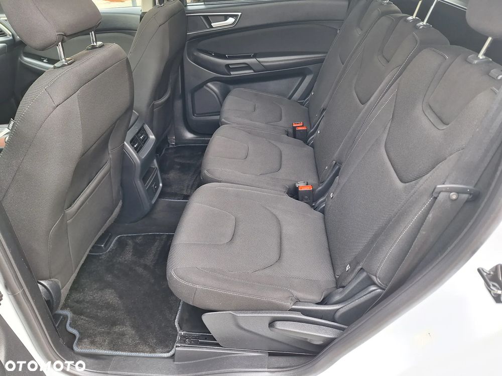 Ford S-Max - 21