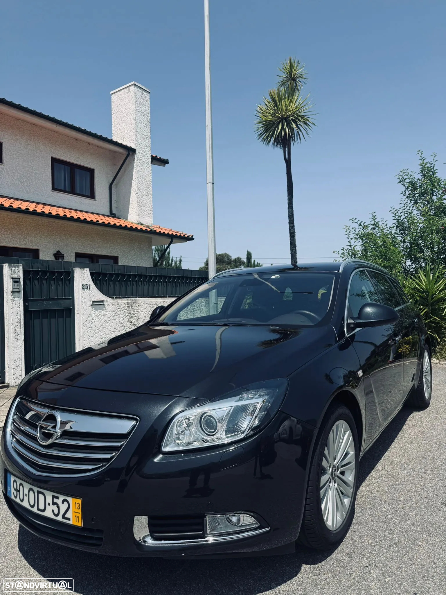 Opel Insignia Sports Tourer 2.0 CDTi Cosmo ecoFLEX - 2