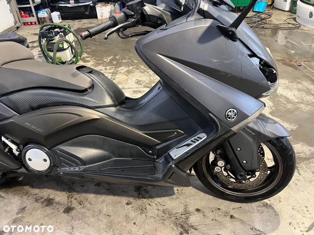 Yamaha Tmax - 11