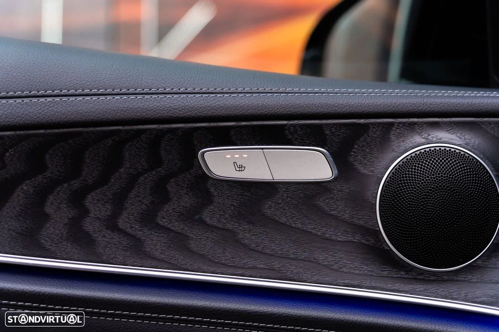 Mercedes-Benz E 300 de AMG Line - 10