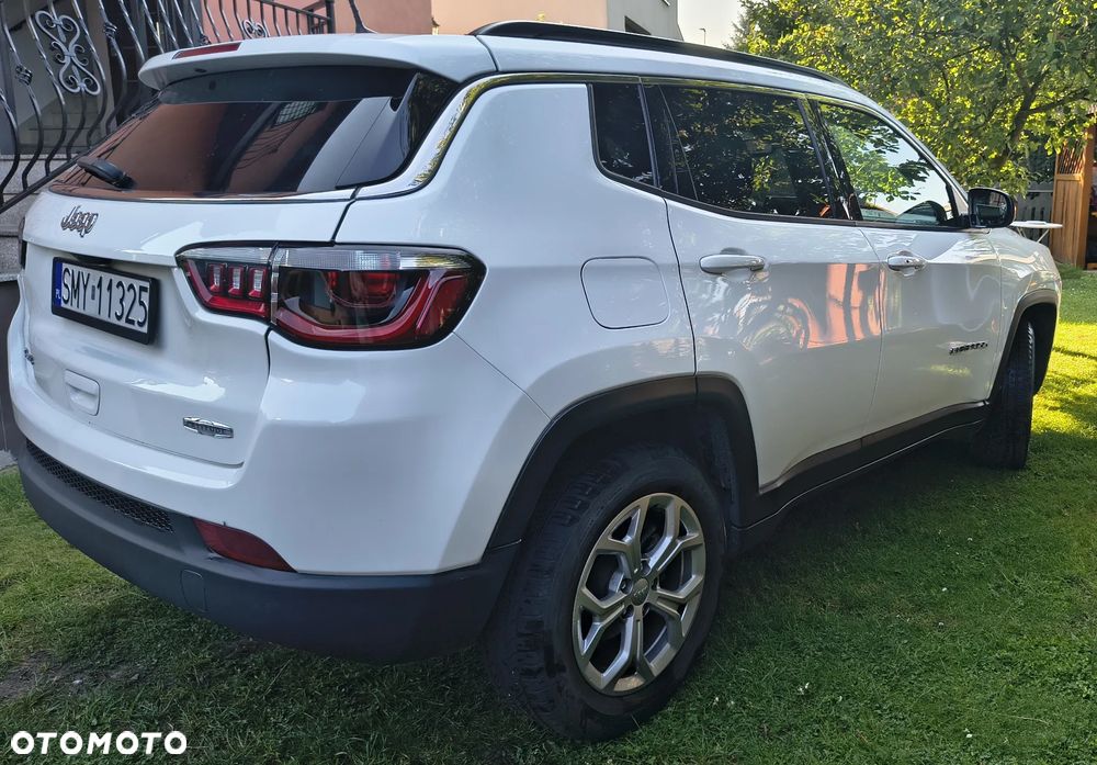 Jeep Compass - 8