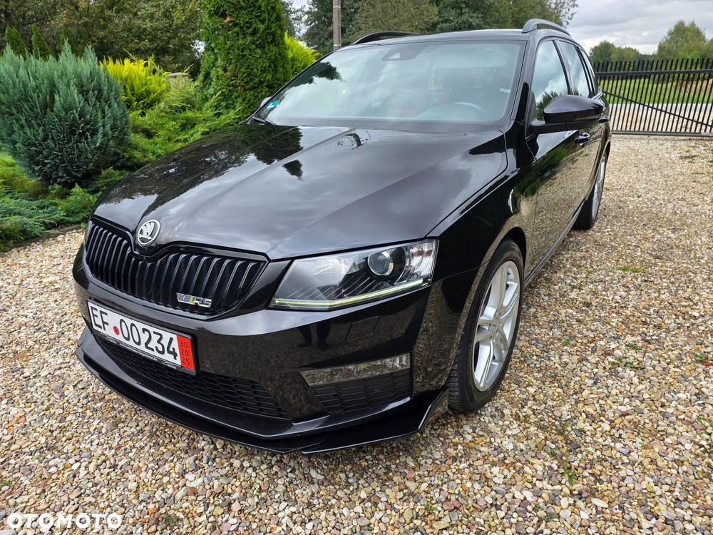 Skoda Octavia 2.0 TDI DSG RS - 17