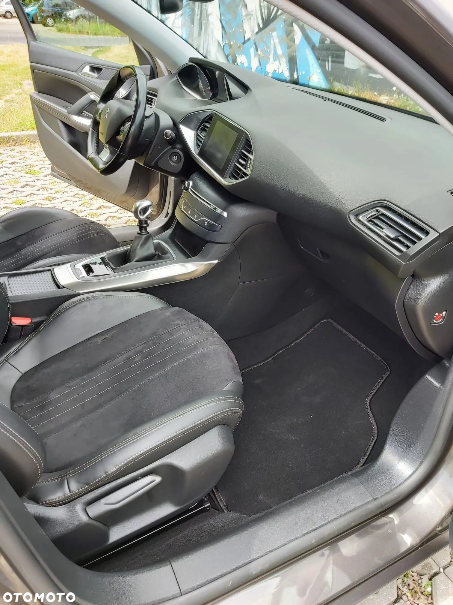 Peugeot 308 e-HDi FAP 115 Stop&Start Style - 14