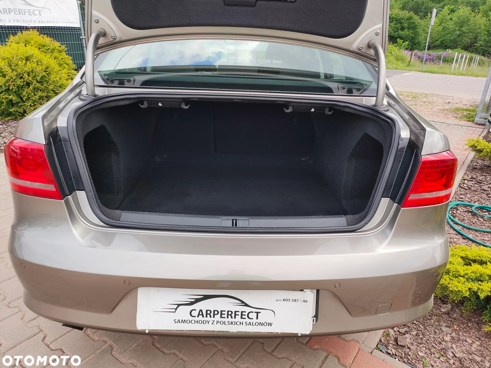Volkswagen Passat 1.4 TSI Comfortline - 14