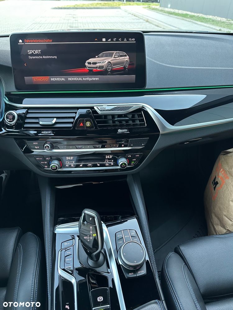 BMW Seria 5 530d mHEV M Sport sport - 10