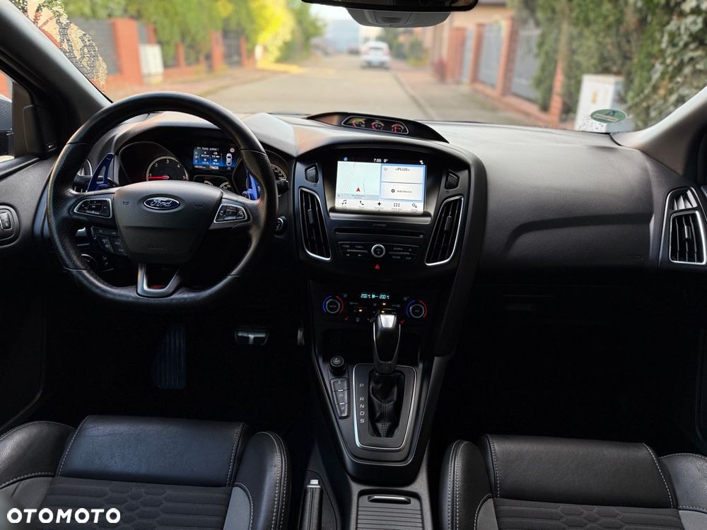 Ford Focus 2.0 TDCi ST mit Leder-Sport-Paket - 29