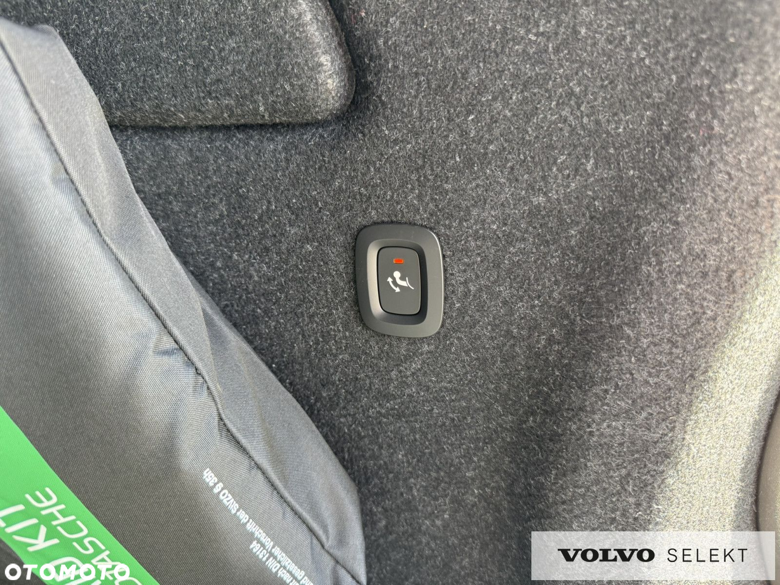 Volvo XC 40 B4 Core - 25