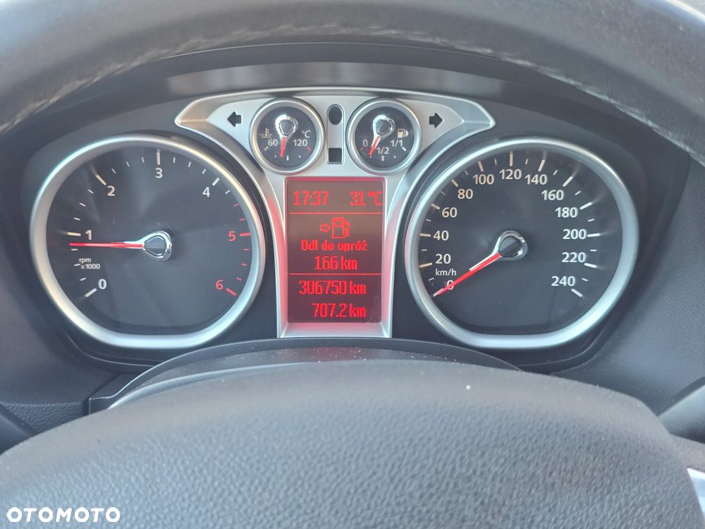 Ford Focus 2.0 TDCi DPF Titanium - 7