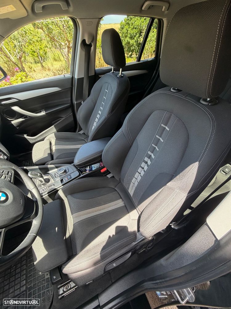 BMW X1 18 d sDrive Auto Line Sport - 10