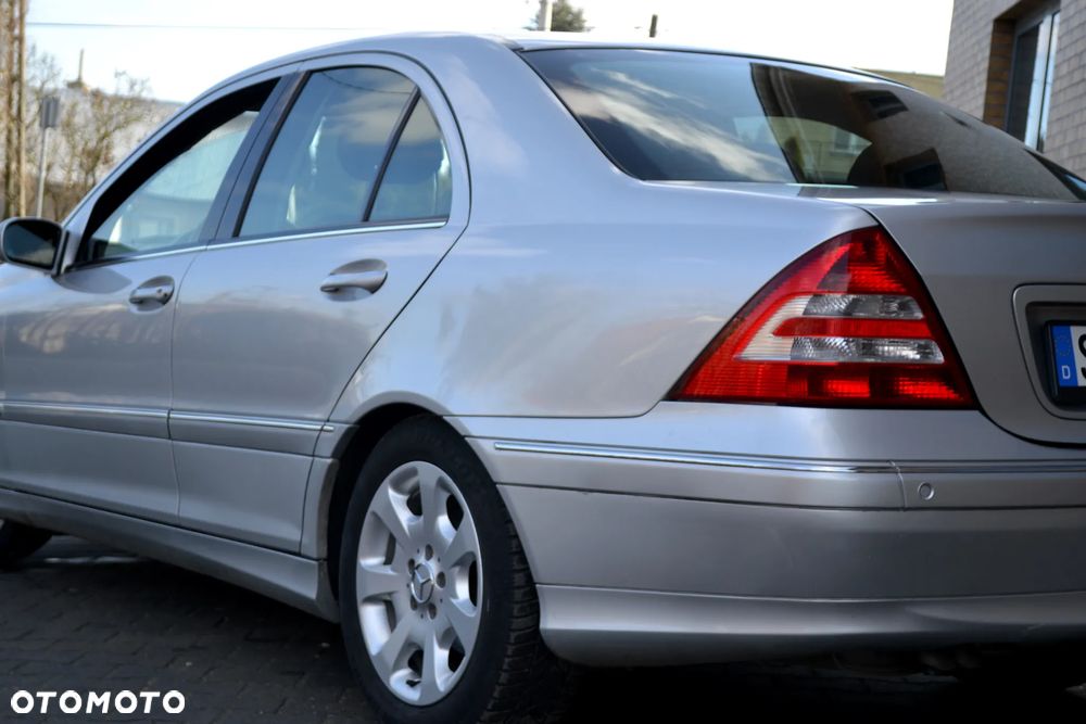 Mercedes-Benz Klasa C 200 Kompressor Automatik Elegance - 14