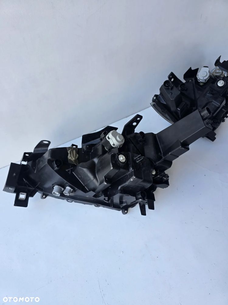 Lampy przód Mazda cx-5 17-21 full led - 9