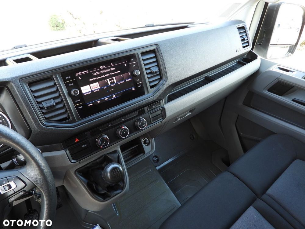 Volkswagen CRAFTER WYWROTKA TEMPOMAT NAWIGACJA BLIŹNIACZE KOŁA KLIMATYZACJA  180KM - 32