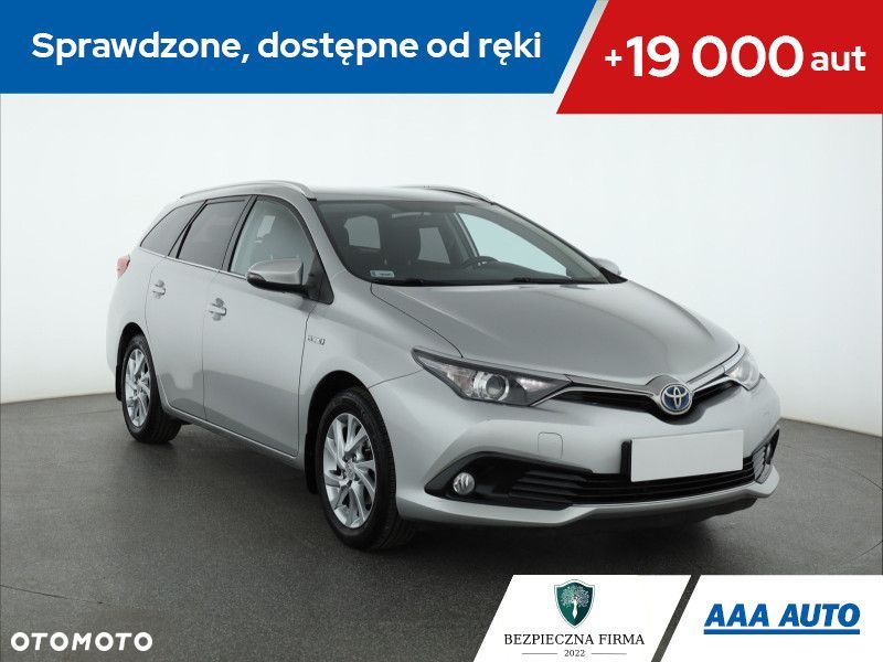 Toyota Auris - 1