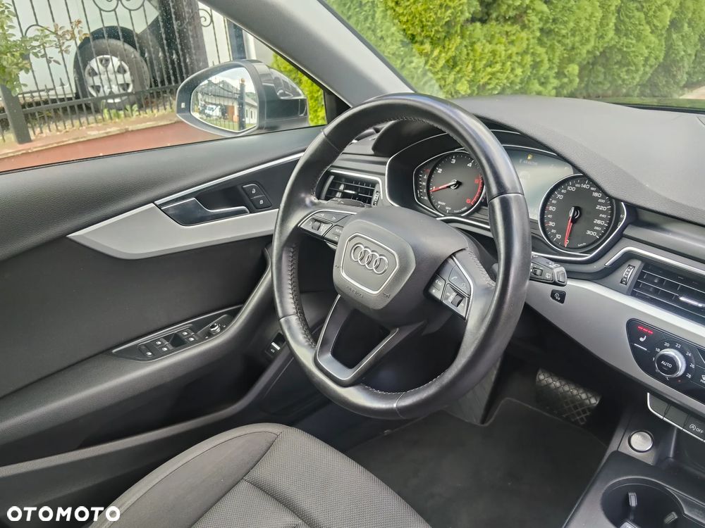 Audi A4 Avant 2.0 TDI S tronic design - 31