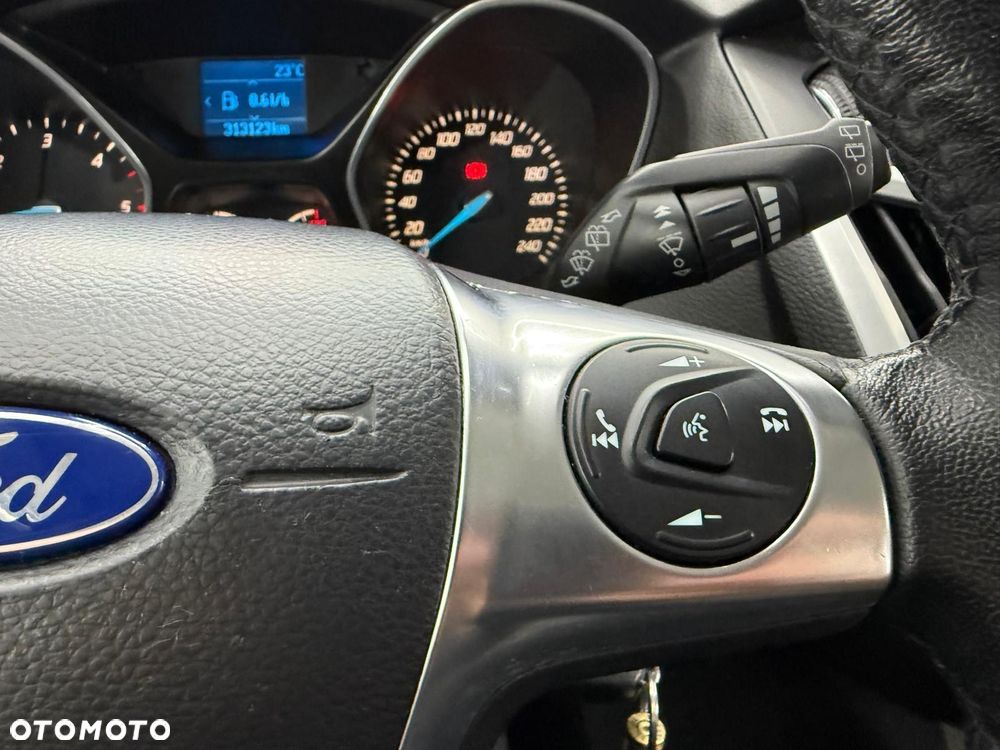 Ford Focus 1.6 TDCi DPF SYNC Edition - 17